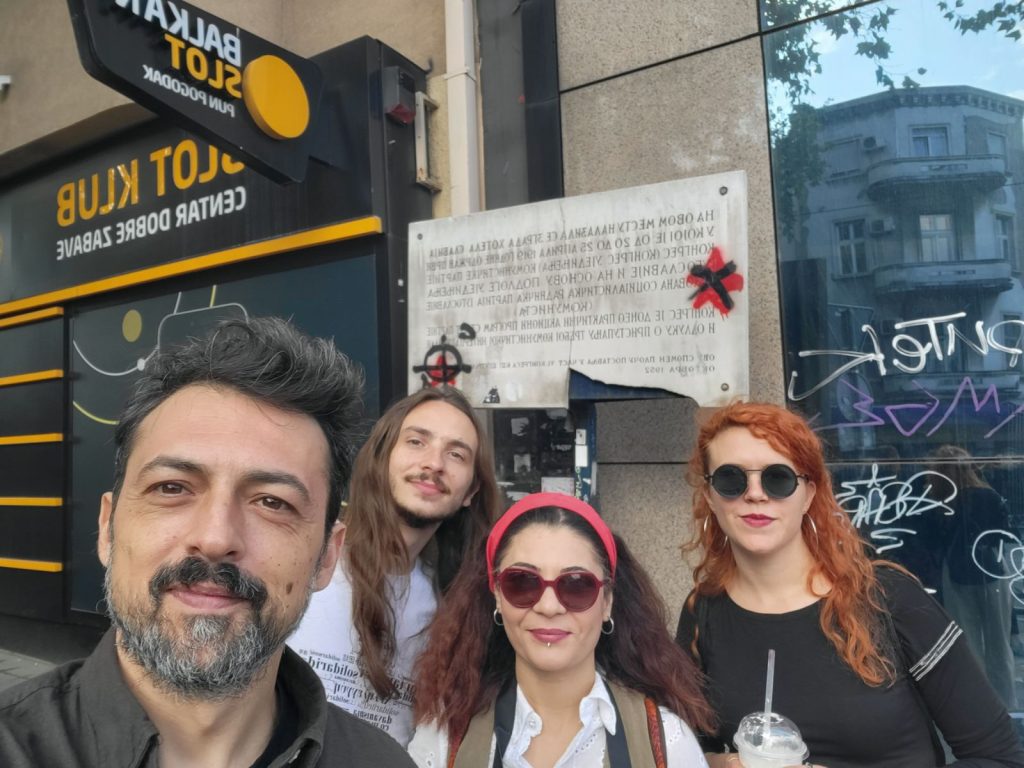 (Фоторепортажа) РЕВОЛУЦИОНЕРЕН БЕЛГРАД