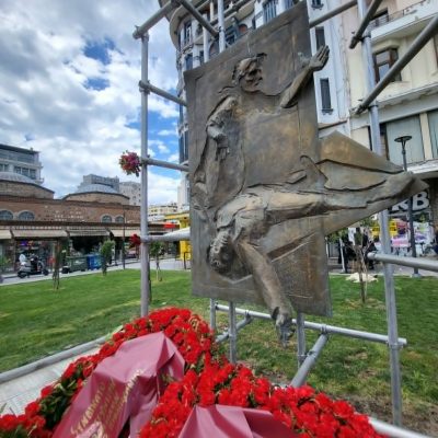 Споменик на крвавиот штрајк на тутунарите